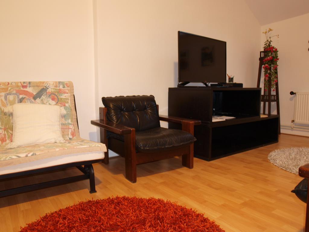 Attic Apartment City Center Praha Exteriér fotografie