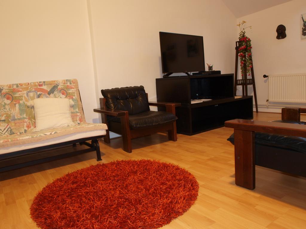 Attic Apartment City Center Praha Exteriér fotografie